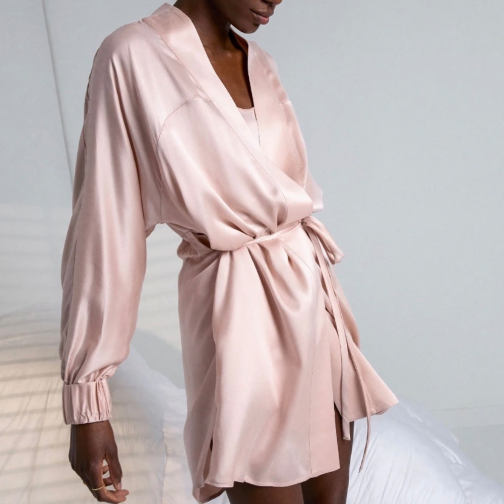 LUNYA 100% Washable Silk Robe in Delicate Pink (M)